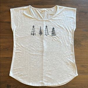 NWT Women’s Christmas Shirt
